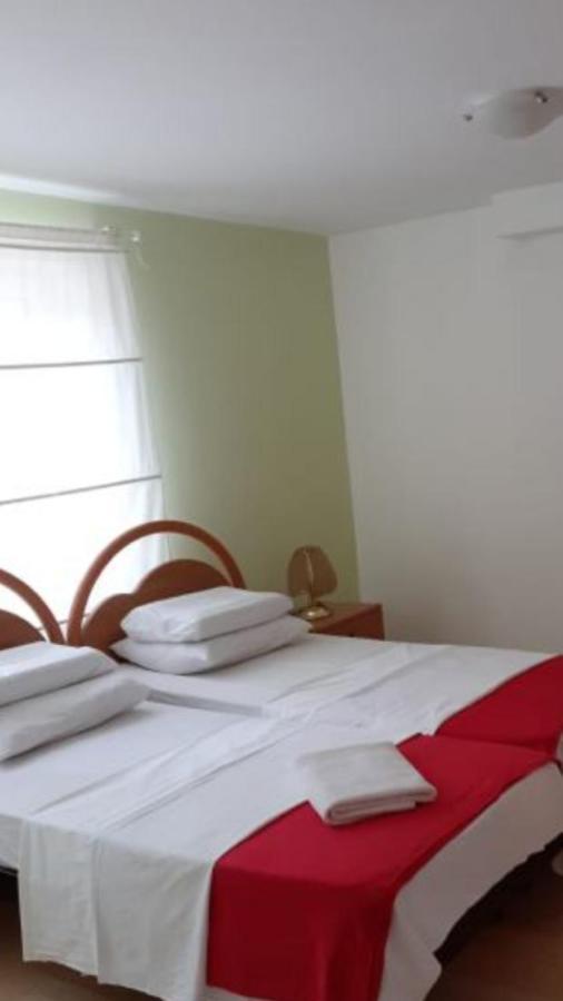 Sobe Kod Bakija Hotel Карлобаг Екстериор снимка